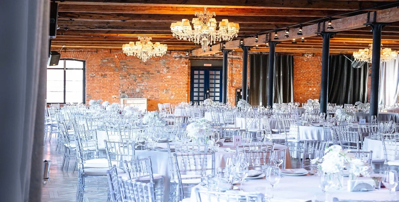 Аренда банкетного зала в Rochdale Hall для проведения любых мероприятий в Москве