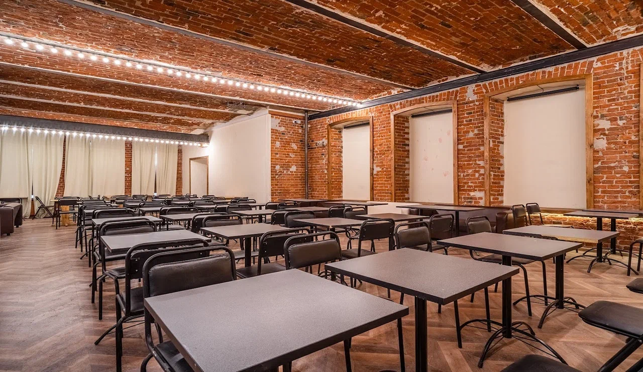 Обстановка внутри площадки: Лофт Фарфор №300 (Москва)