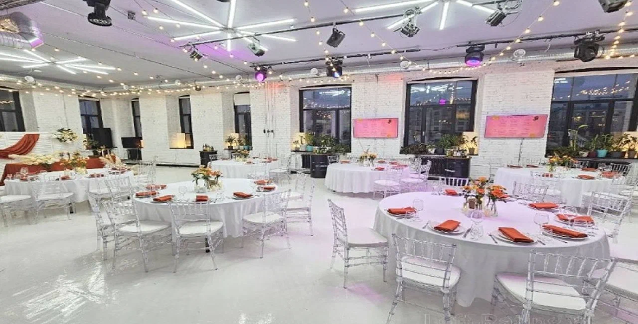 Дизайнерские решения в интерьере Лофта на Берсеневской наб. №6 (Москва)