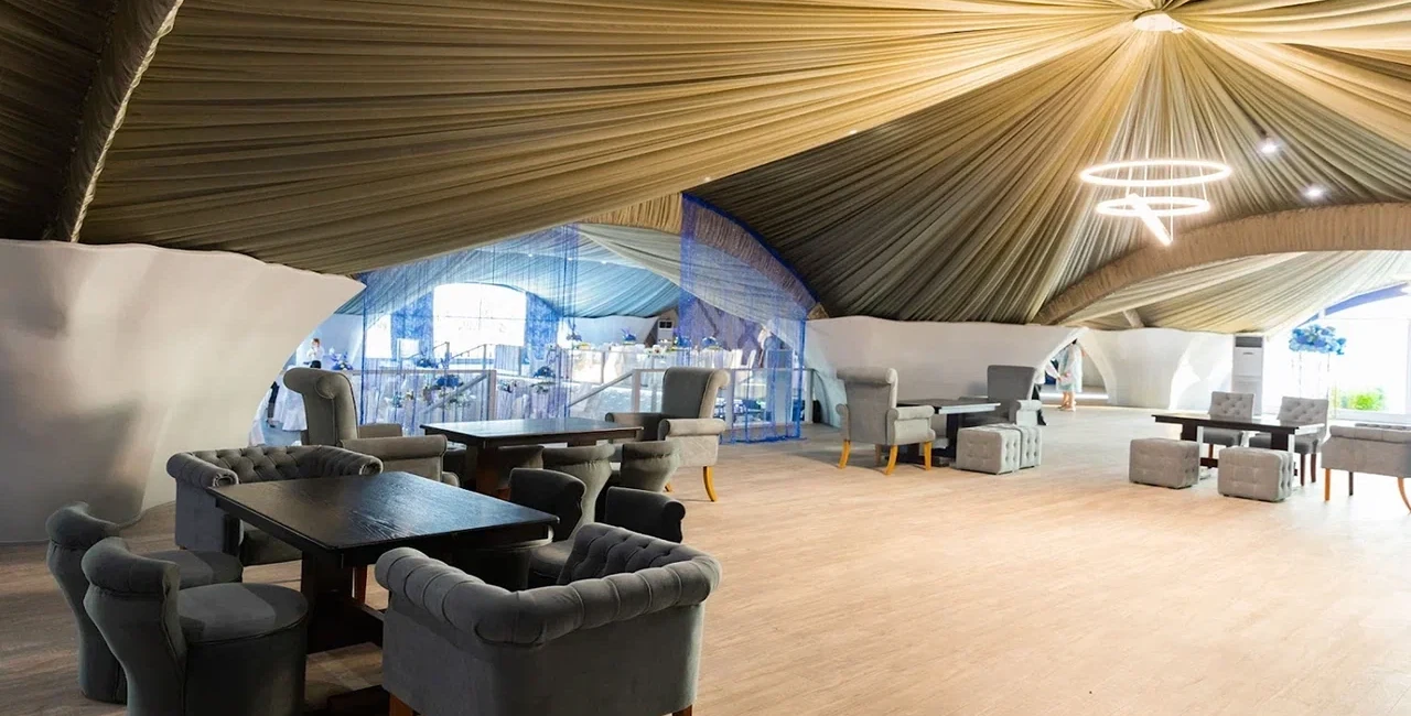 Обстановка внутри площадки: OSCAR Еvent Hall (Сочи)