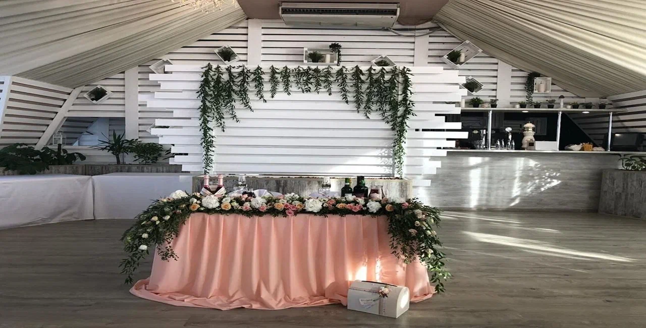 Организация мероприятий в ресторане Причал яхт-клуба Адмирал (Московская область)