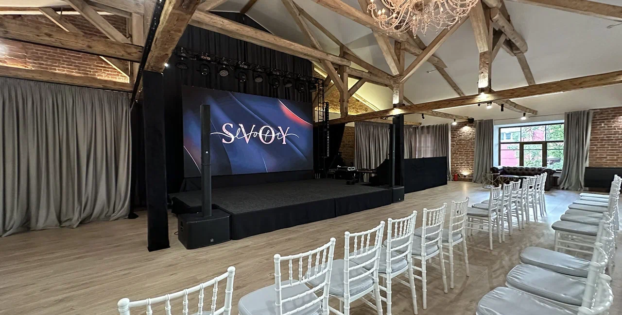 Обстановка внутри площадки: SVOY LOFT (Москва)