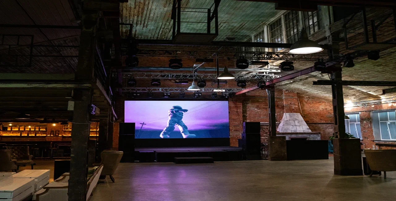 Обстановка внутри площадки: Зал Urban от AG LOFT (Москва)