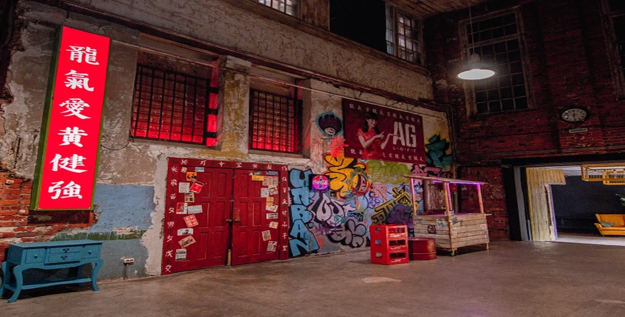 Дизайнерские решения в интерьере зала Urban от AG LOFT (Москва)