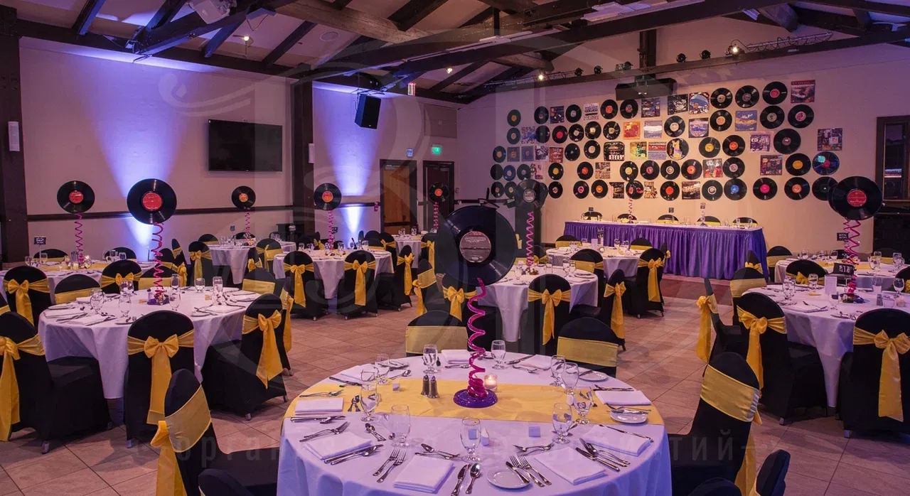 Вечеринка стиляг: декорирование пространства