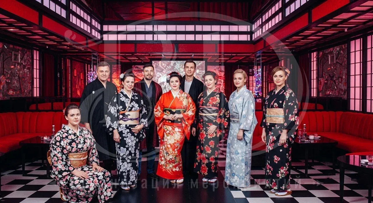 Образы гостей на вечеринке в японском стиле