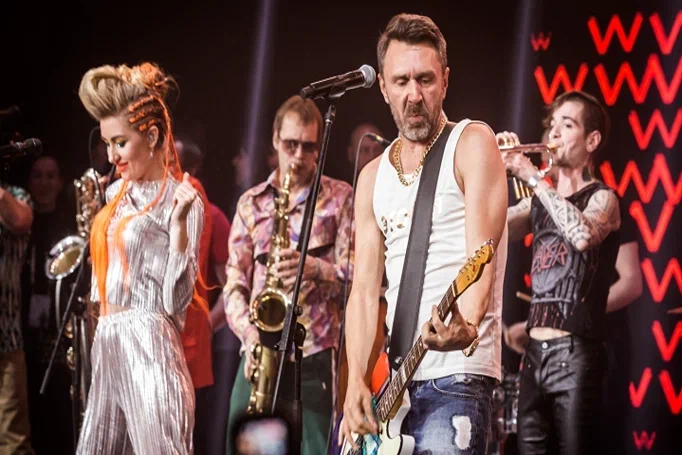 Закажите звёзд на мероприятие - группу Ленинград