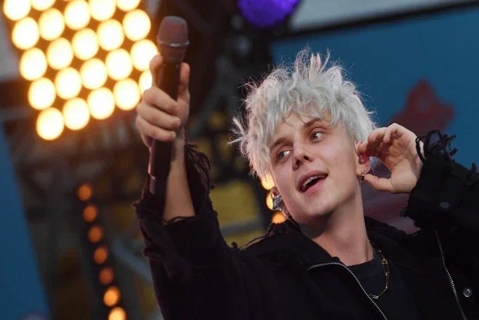 Закажите звезду на мероприятие - Ваню Дмитриенко