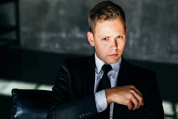 Заказ ведущего на мероприятие - Владимира Ефимца