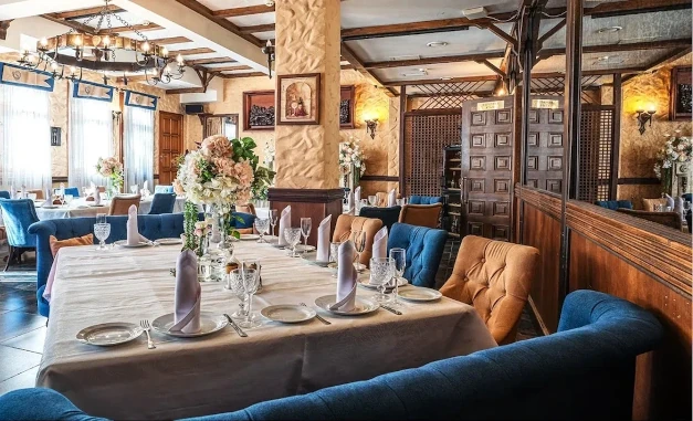 Ресторан Добрый Мерлин в бутик-отеле Вилла Анна для скандинавской вечеринки в Сочи