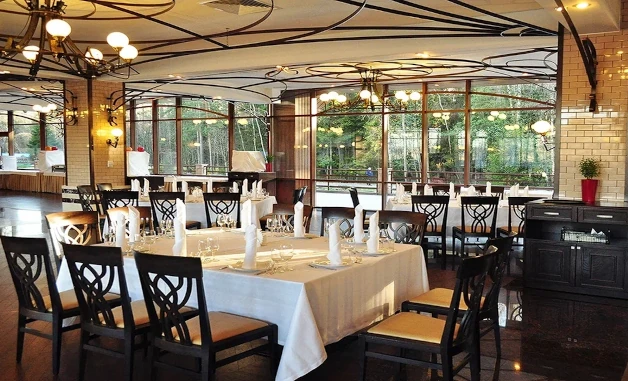 Ресторан Талер в парк-отеле Ареал для скандинавской вечеринки в Подмосковье