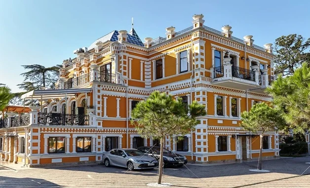 Устрой вечеринку в Усадьбе Хлудова в Сочи