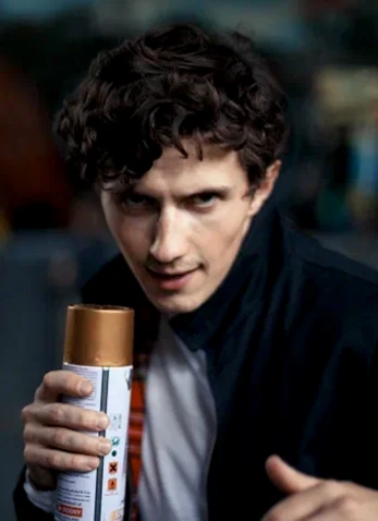 Артем Бобрешов