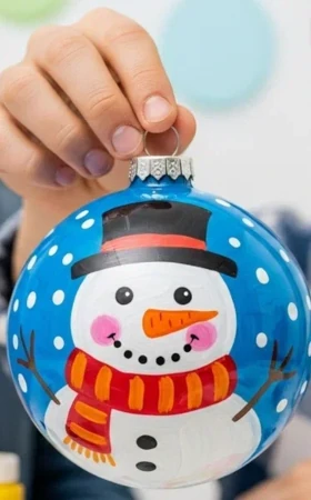 Роспись ёлочных шаров